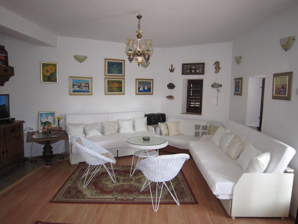 Holiday Home Mona Igrane Room photo